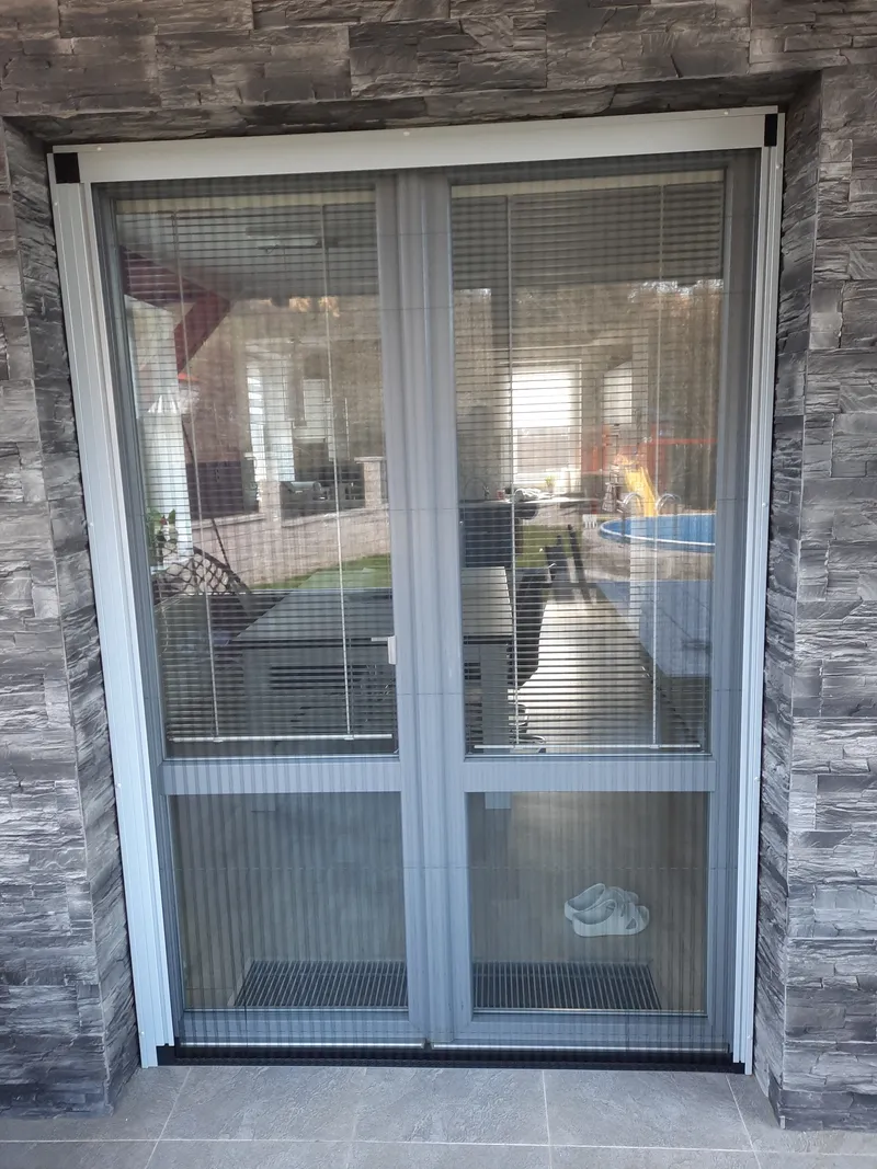 Detail montáže pevné sítě 2025